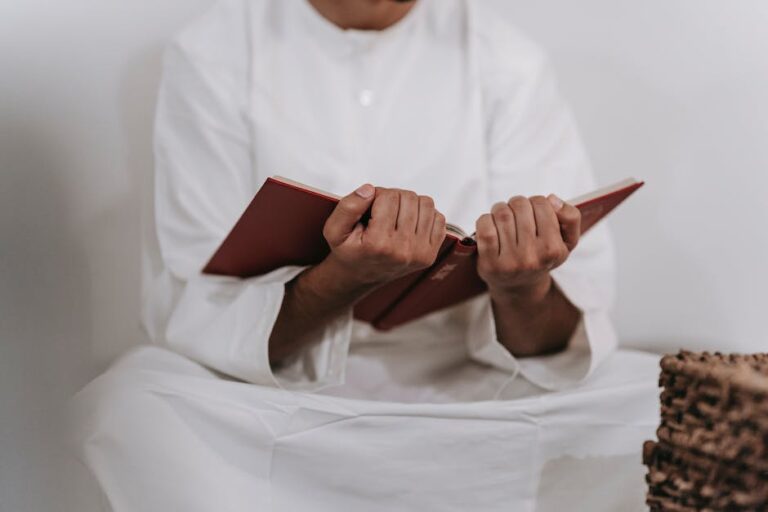 How Reading Quran Transforms our Lives: A Comprehensive Guide
